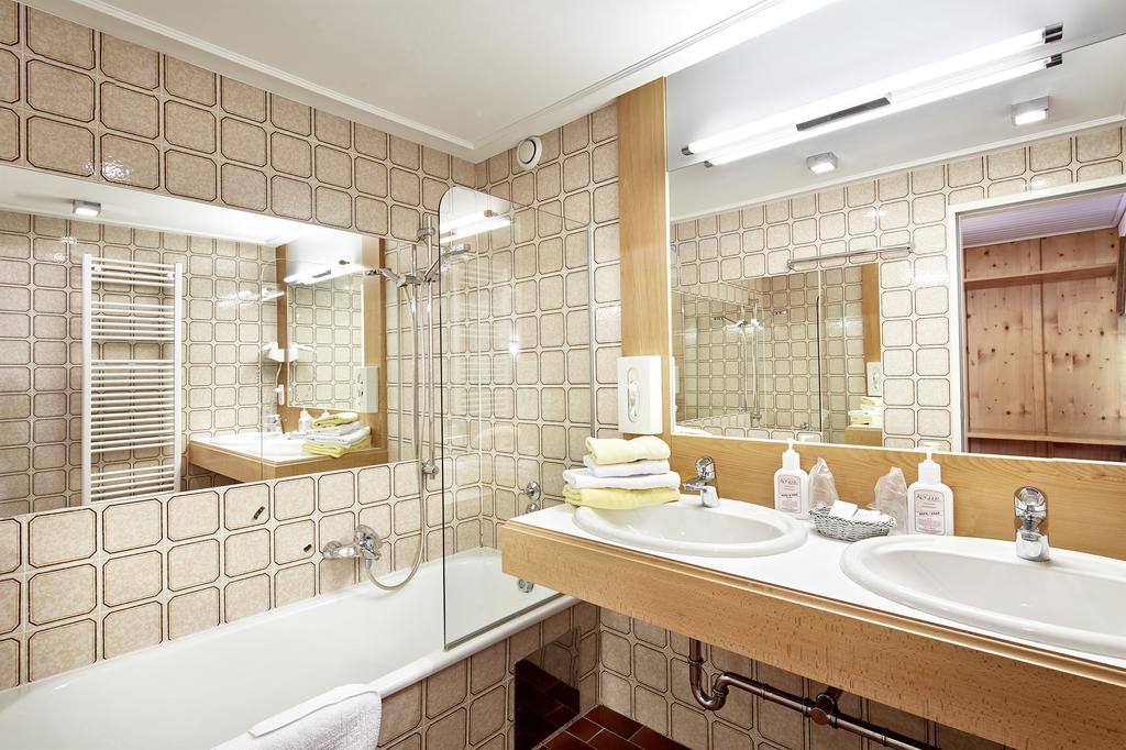 Sporthotel Kogler ミッタージル 部屋 写真