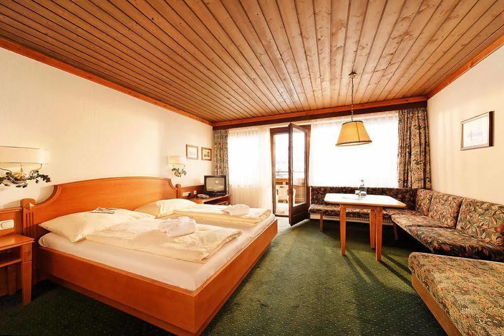 Sporthotel Kogler ミッタージル エクステリア 写真